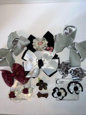 Kids Bow Collection Assorted Colors and Sizes​